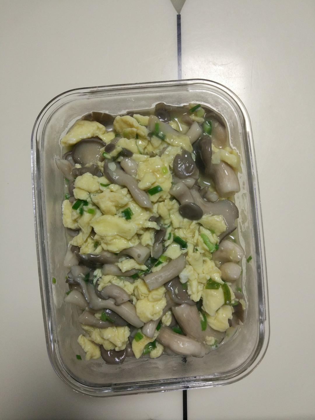 平菇炒蛋