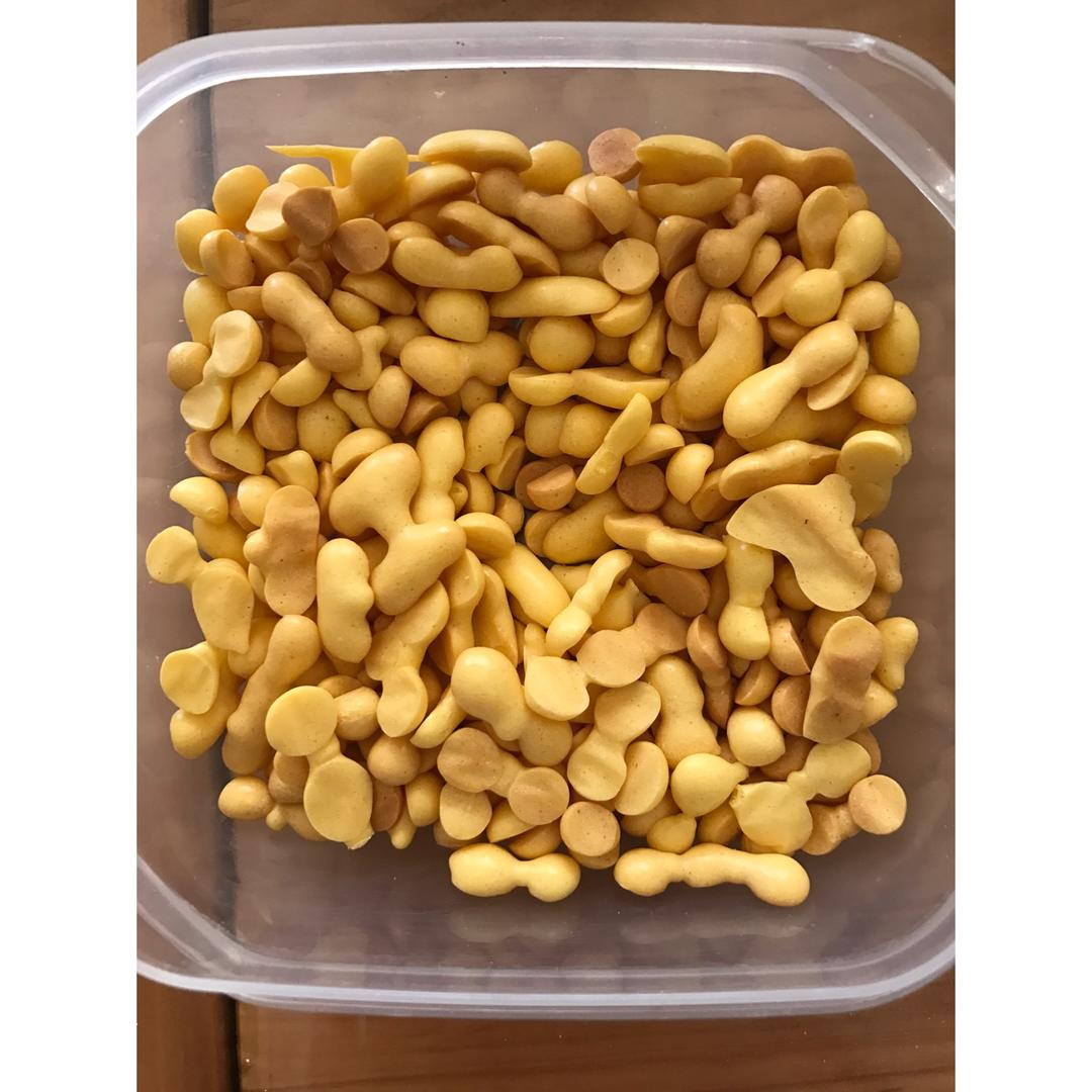 入口即化的无添加蛋黄溶豆