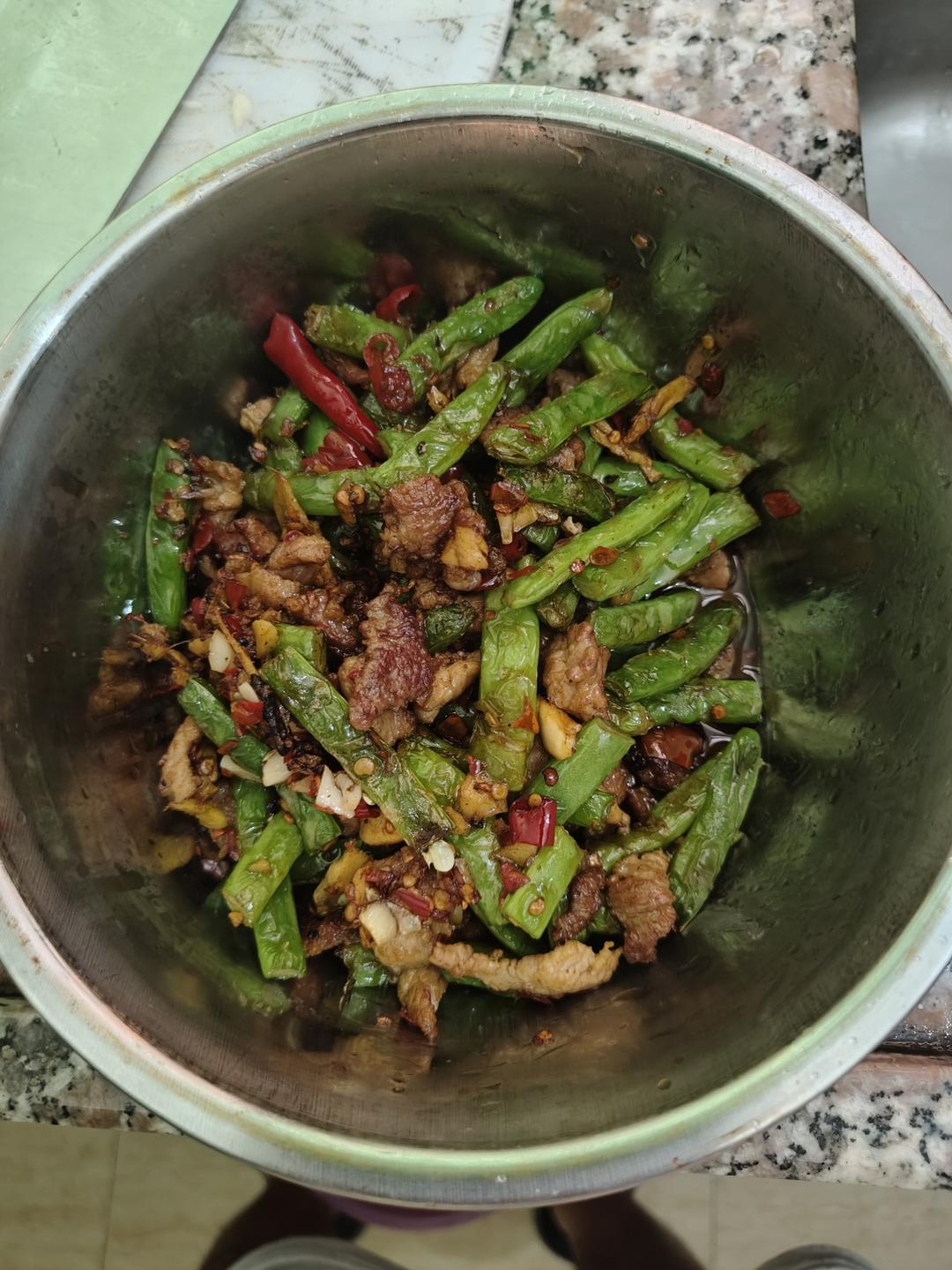 一上桌就瞬间光盘的干煸四季豆