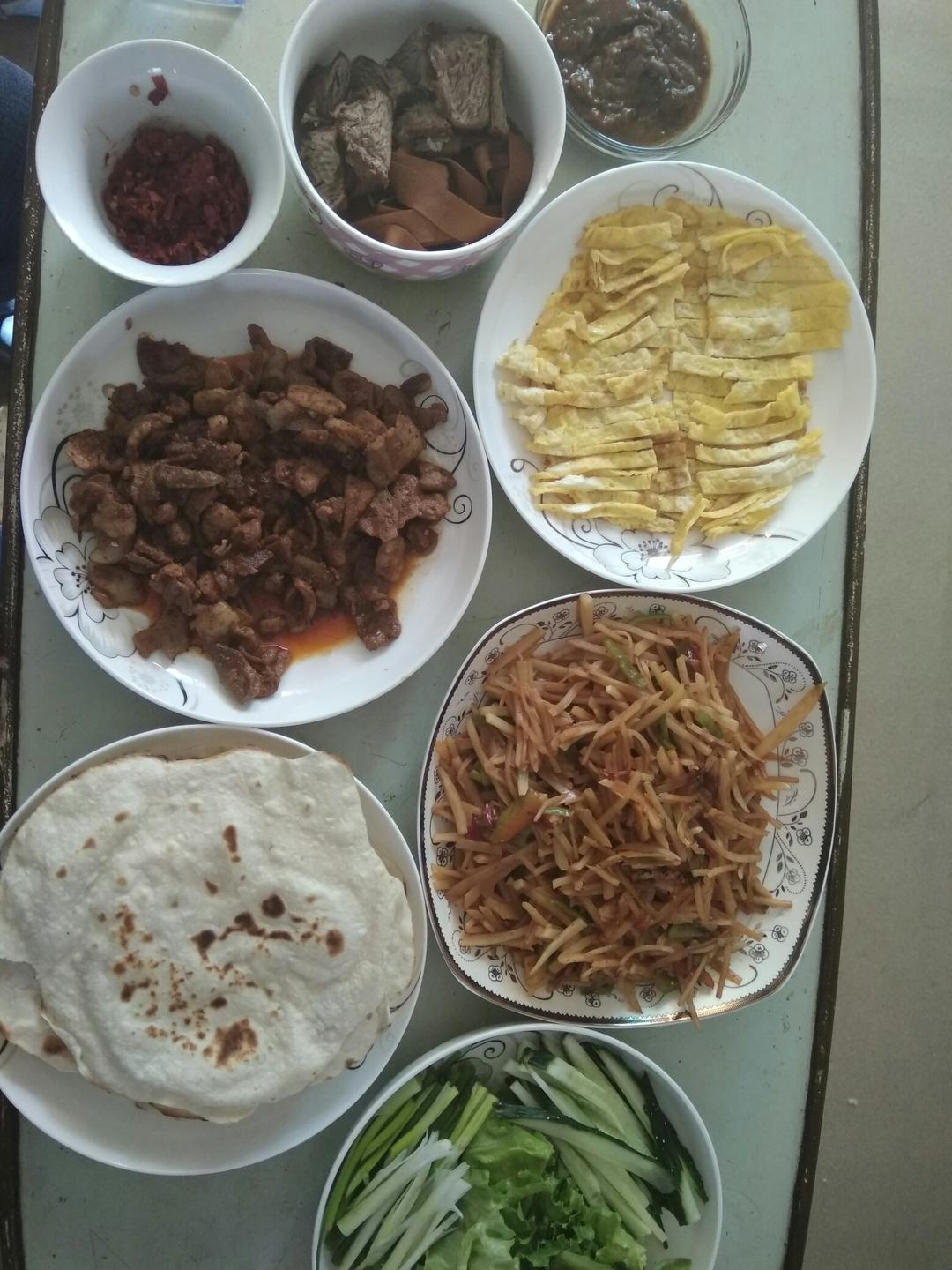 肉丝卷饼