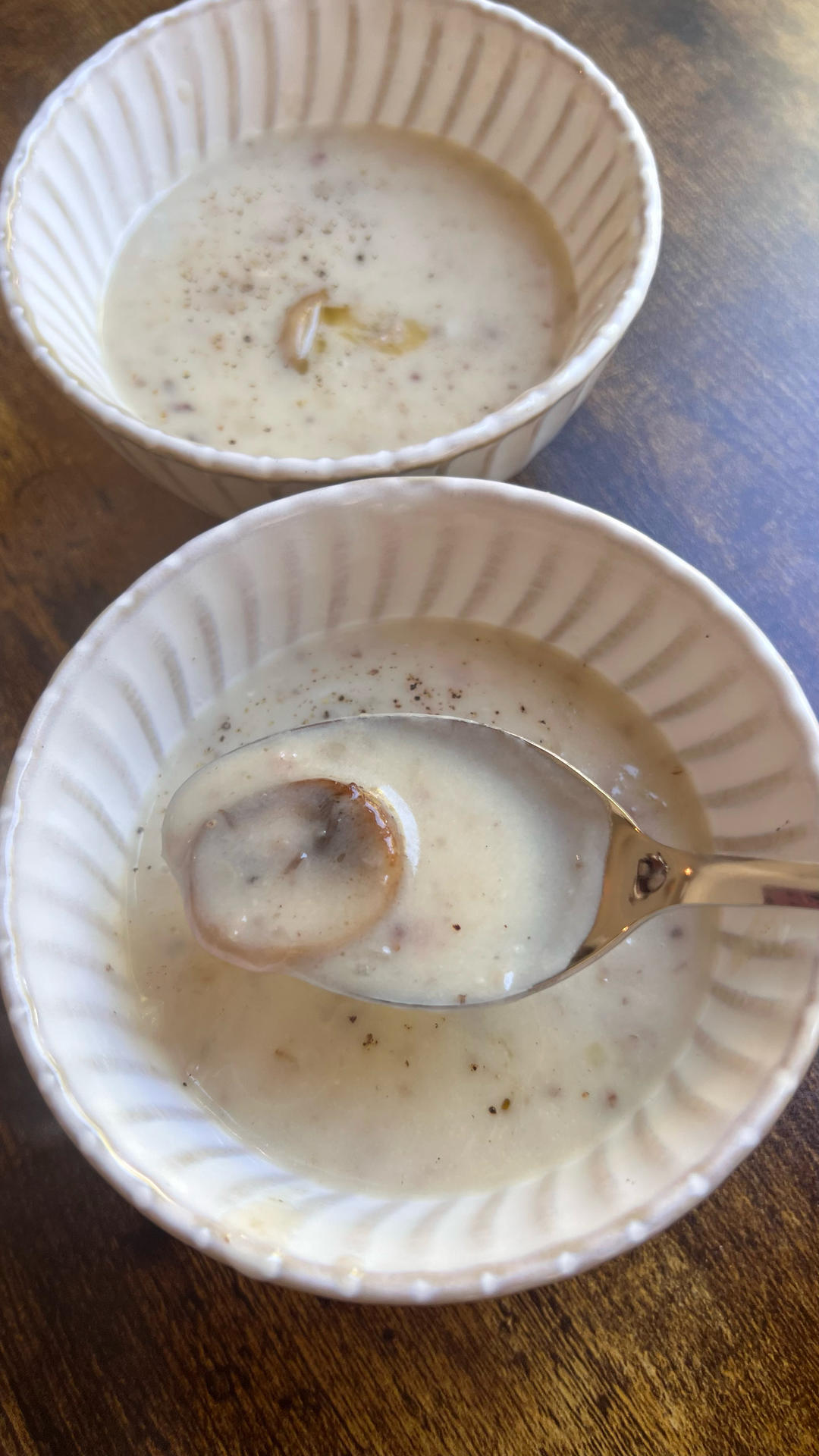 奶油蘑菇浓汤（在家也能喝的美味浓汤）