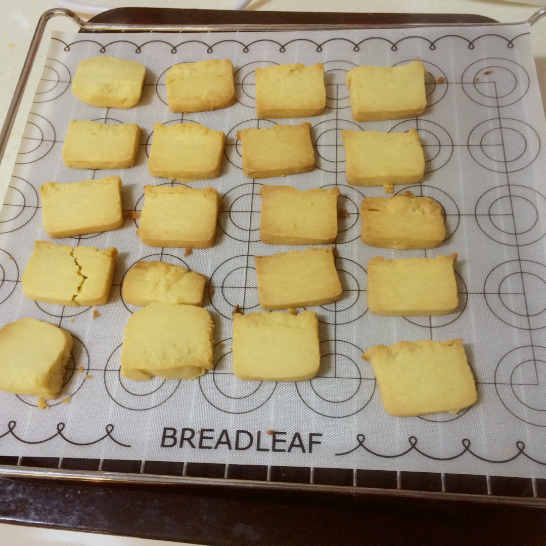 【炼乳脆饼•硬】非常简单的硬饼干