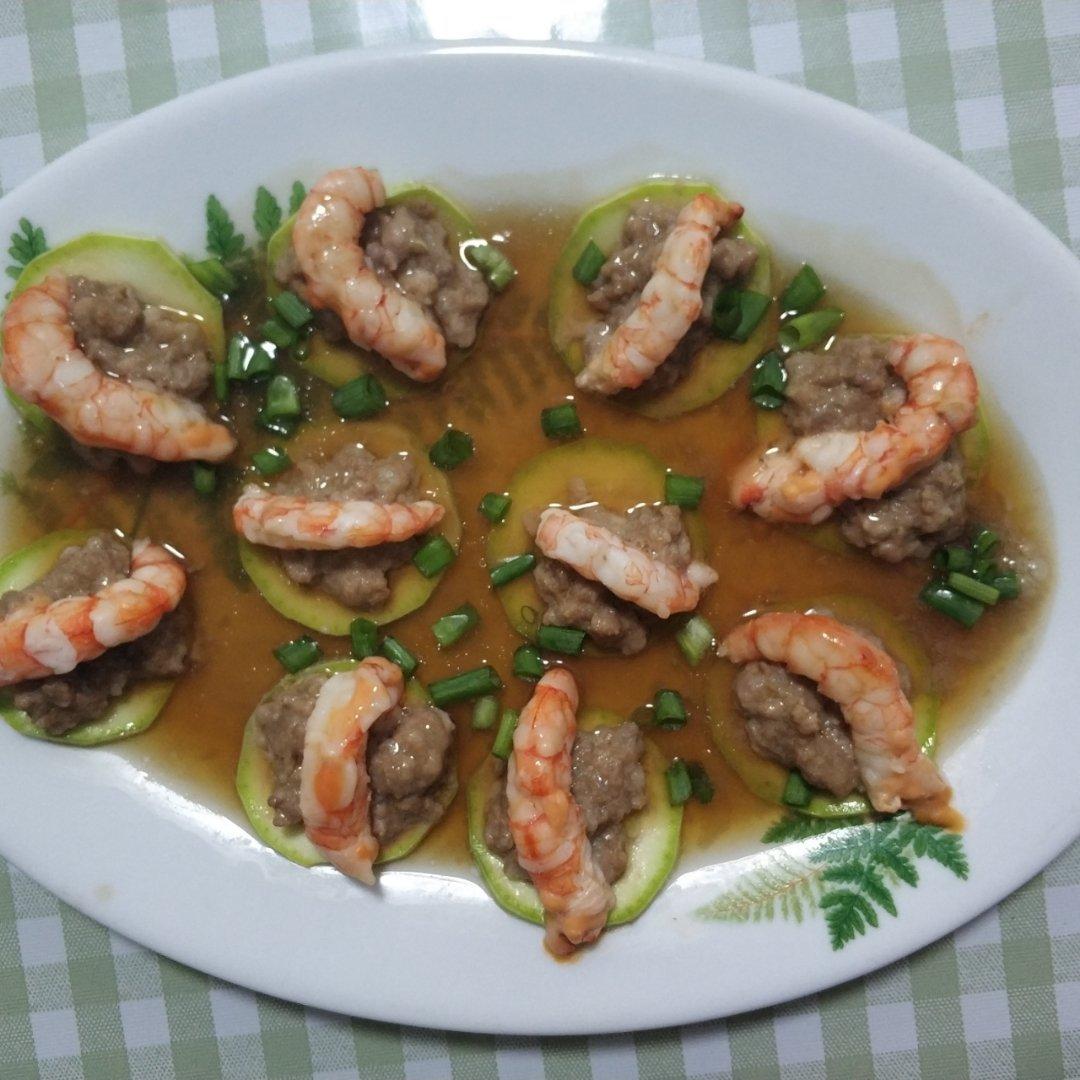 鲜香菇酿虾肉丸