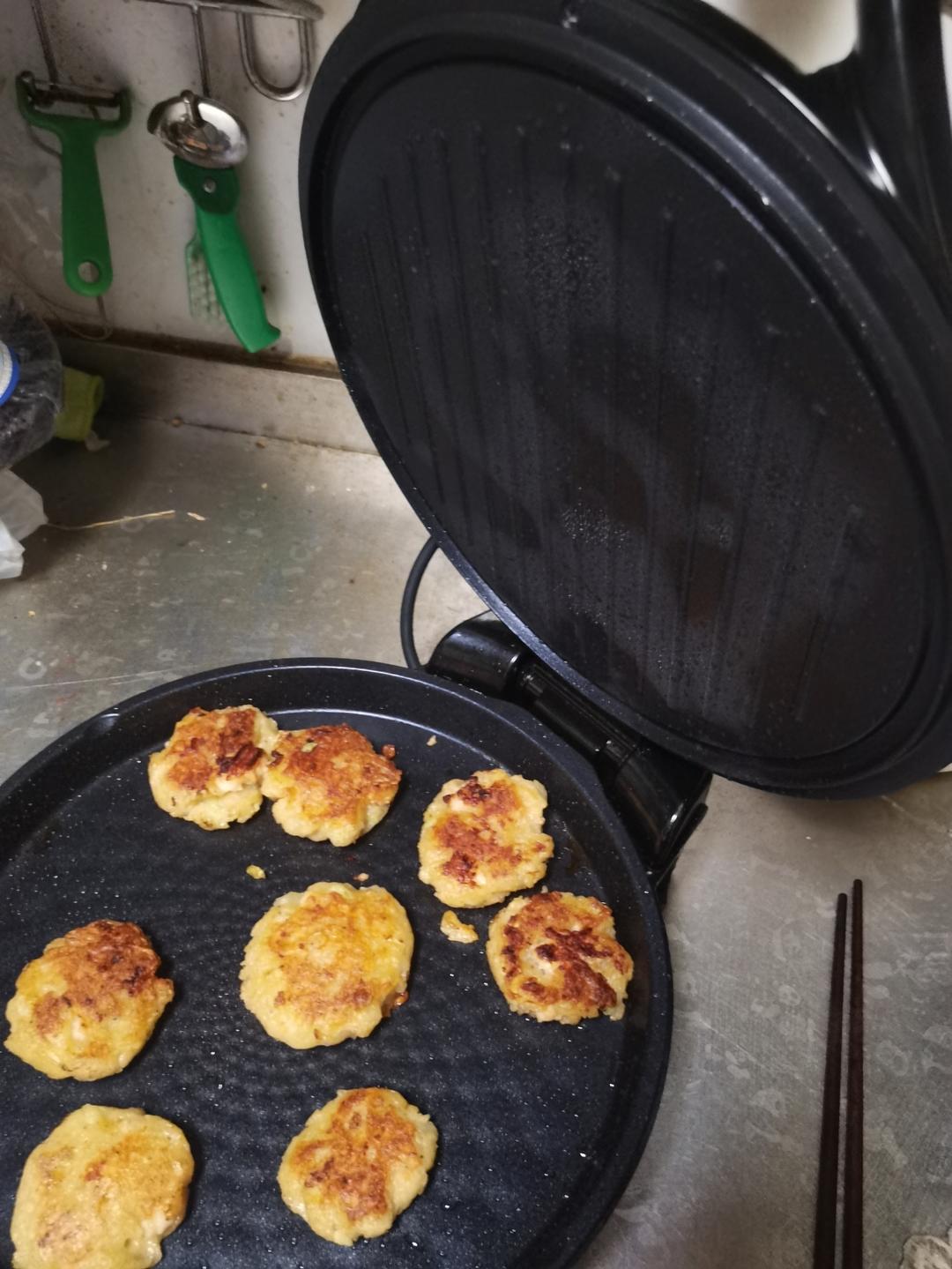 香煎土豆虾仁饼