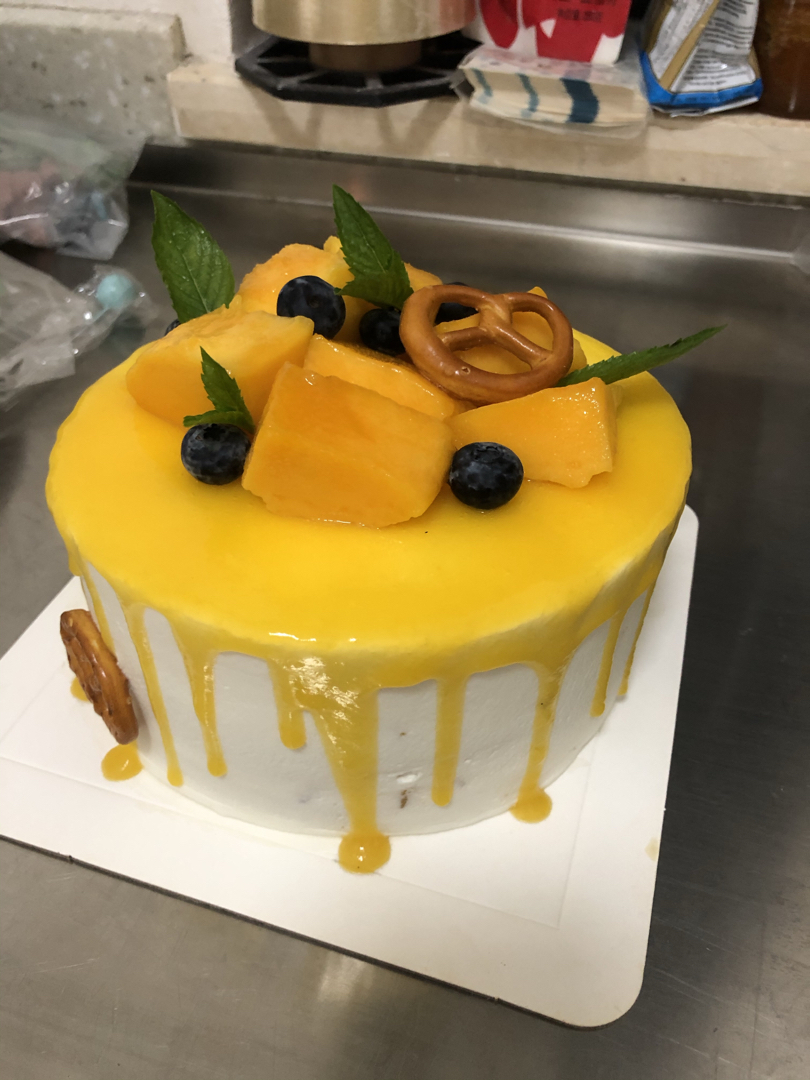 芒果淋面蛋糕