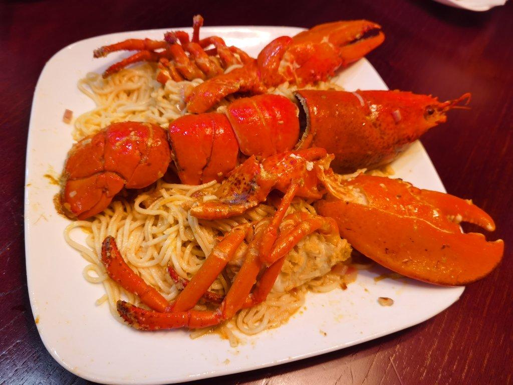 芝士焗龙虾（伊面铺底）