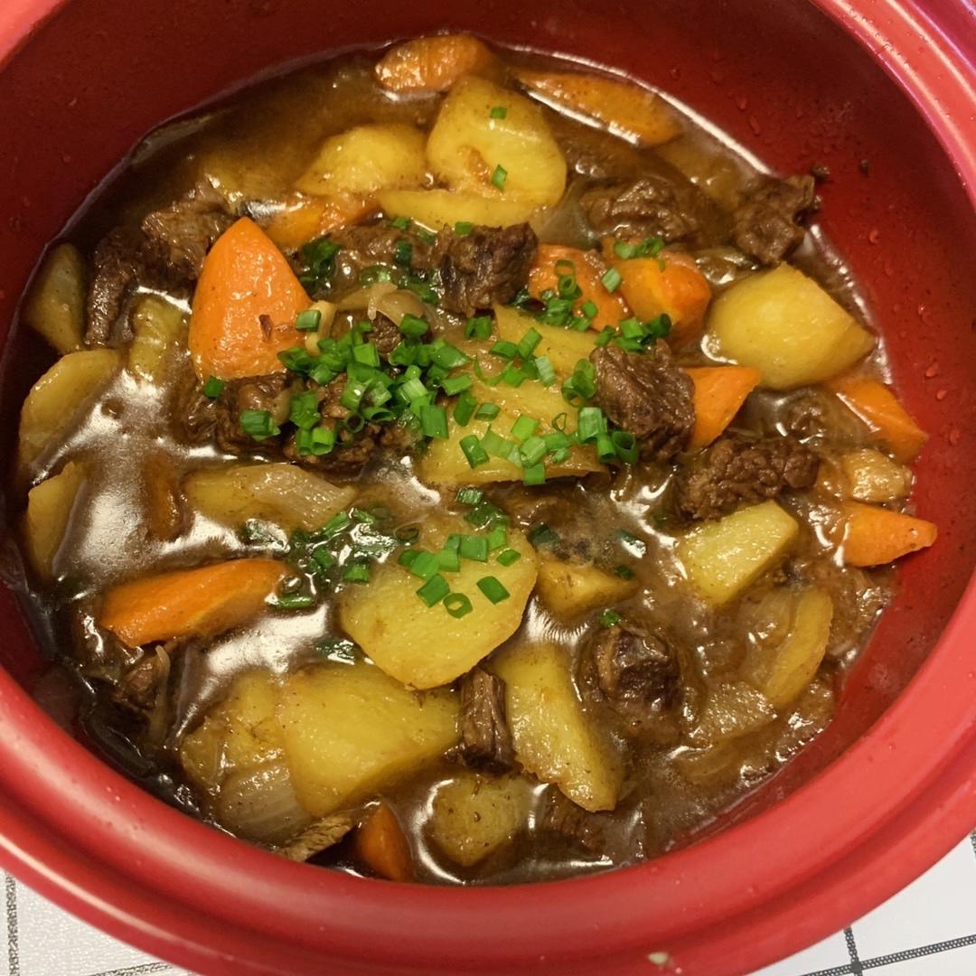 沙沙土豆胡萝卜炖牛肉