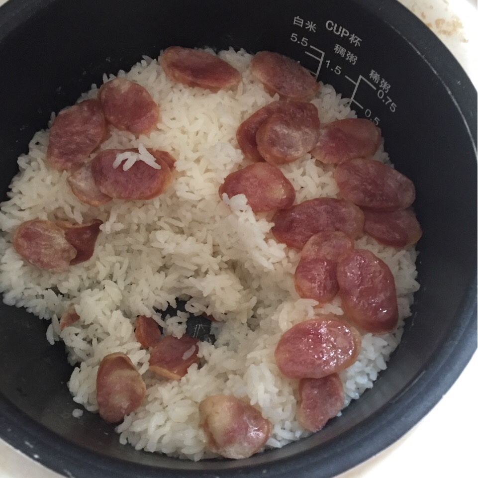 香肠饭