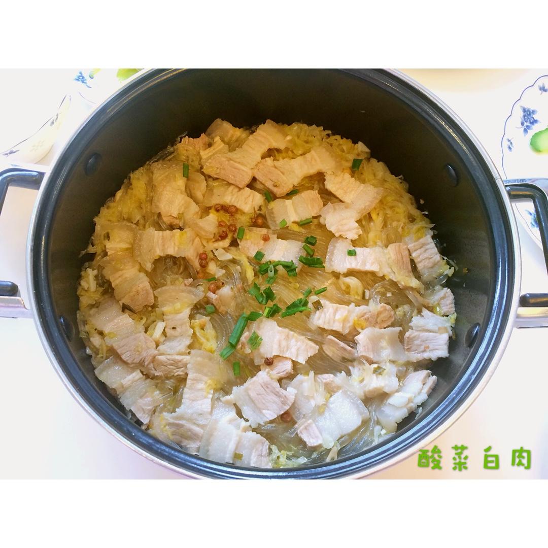 东北酸菜烩白肉粉条