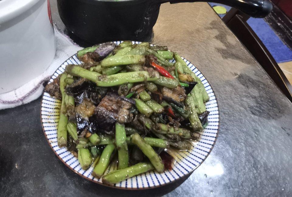 下饭菜茄子炒豆角（少油版）
