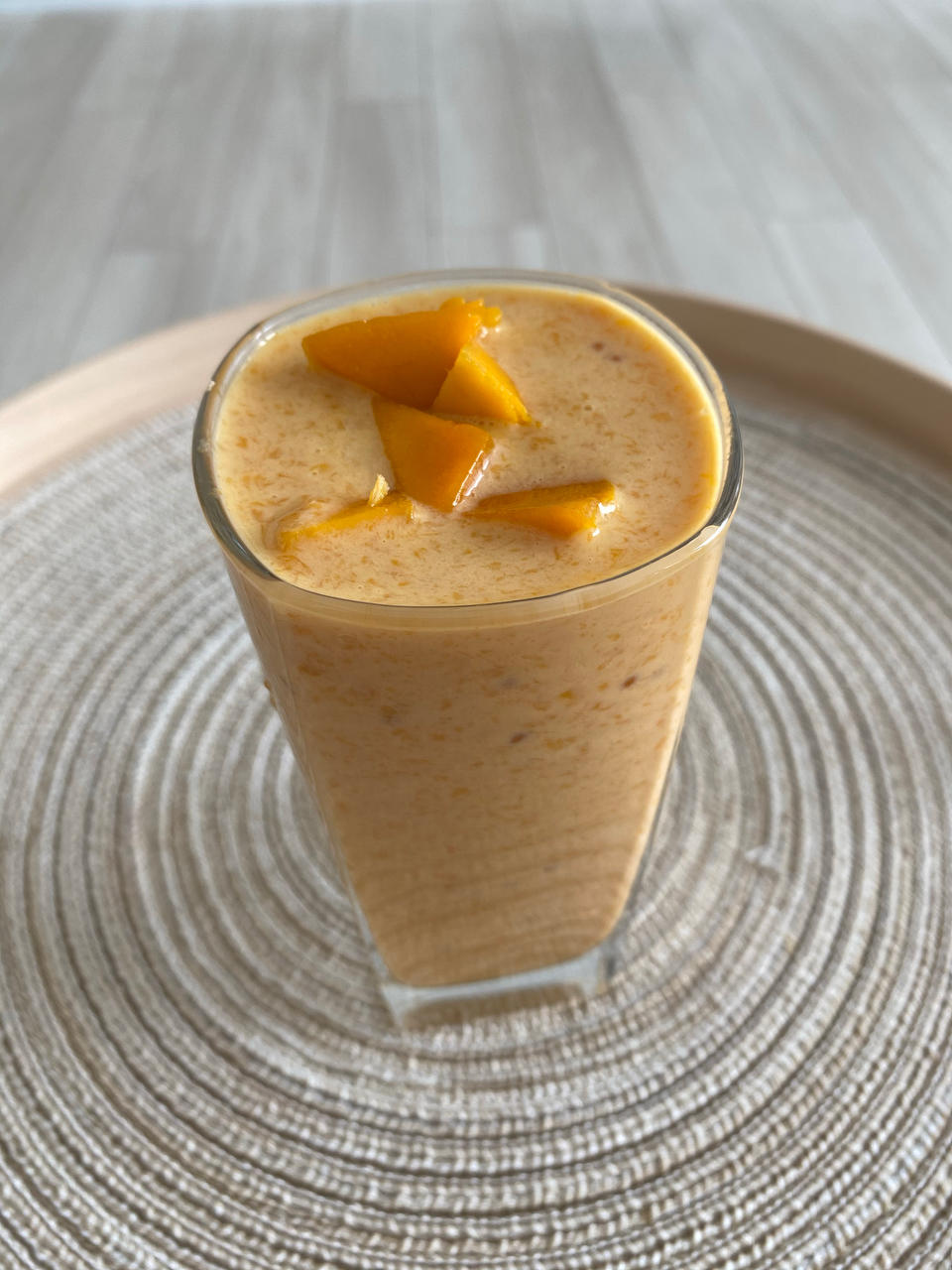 港式甜品——杨枝甘露(芒果西米露)附芒果花切法