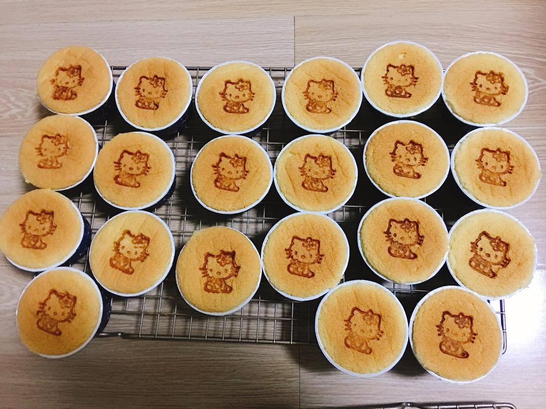 不回缩不开裂戚风纸杯蛋糕