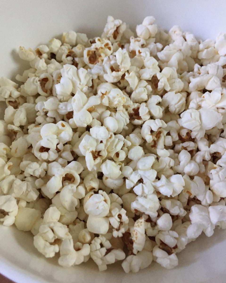 宝宝辅食：好吃健康自制爆米花