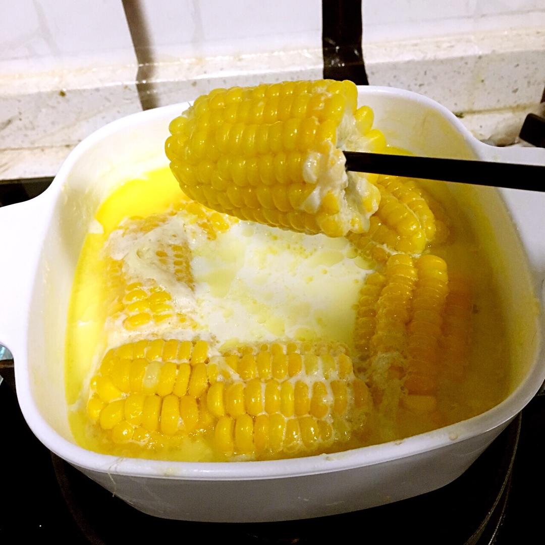 奶香煮玉米