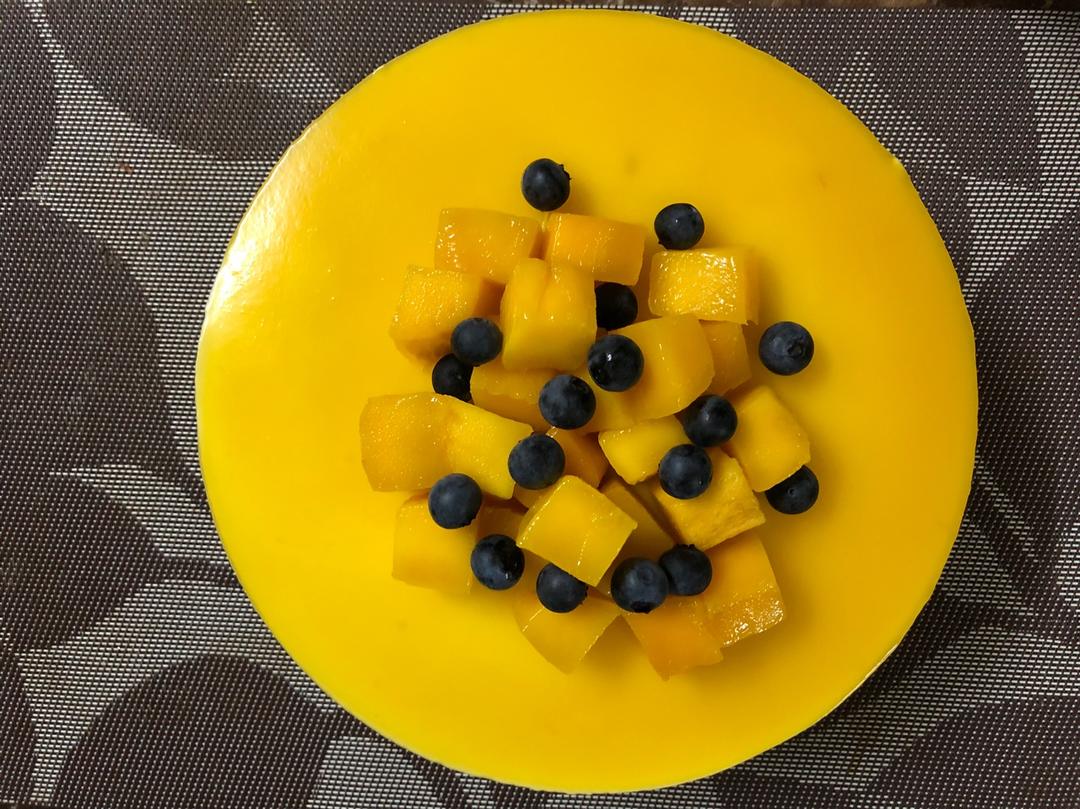 料超足的芒果慕斯蛋糕