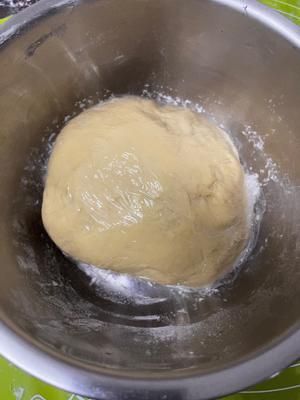 奶香松软面包不出手膜也松软的做法 步骤7