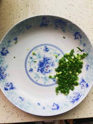 干贝虾米蔬菜粥（厨房小白的电饭煲粥）的做法 步骤6