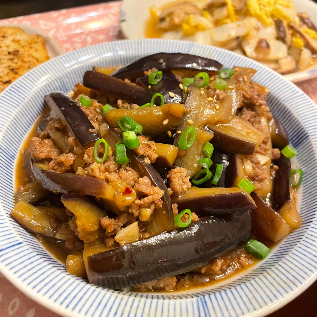 肉沫茄子（非油炸健康版）文末另附万能鱼香汁配方。