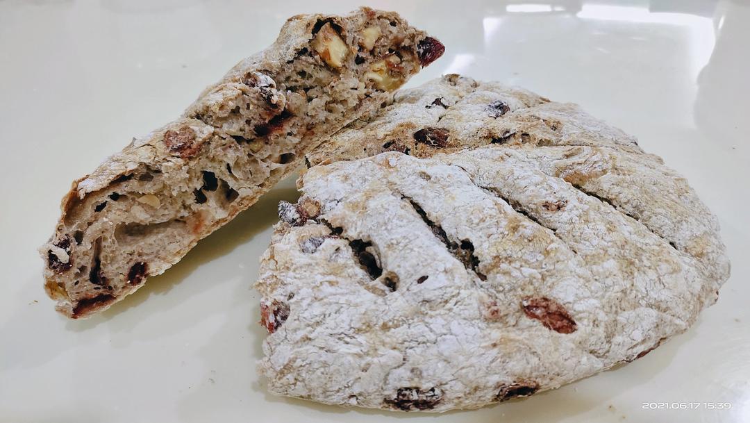 免揉坚果欧包（铸铁锅）