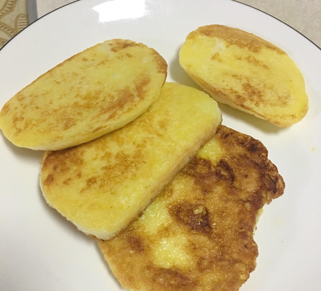 鸡蛋煎馒头片