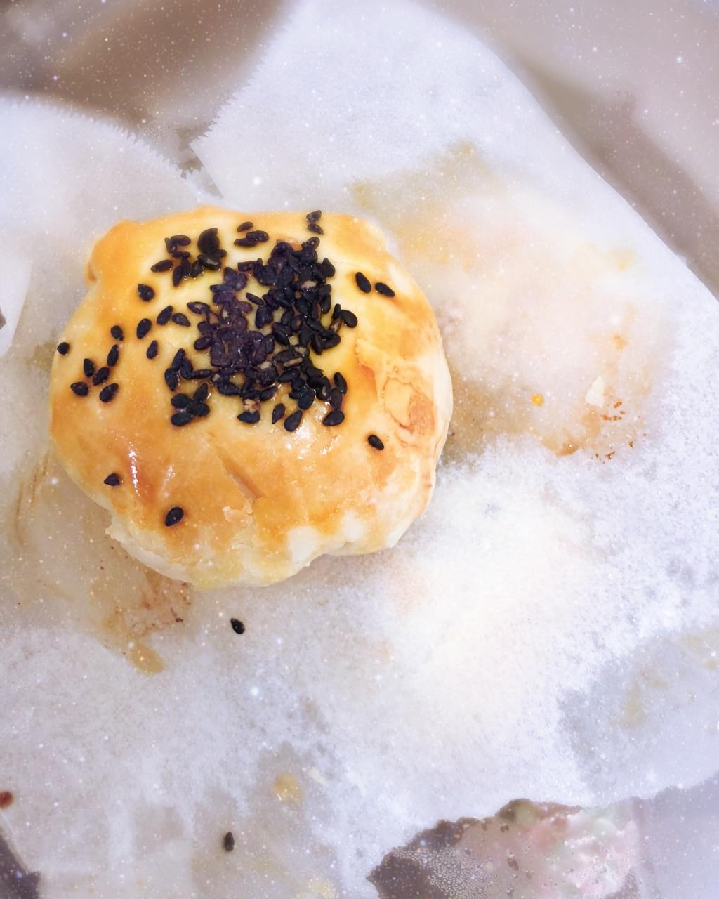 鲜美多汁的——榨菜鲜肉月饼