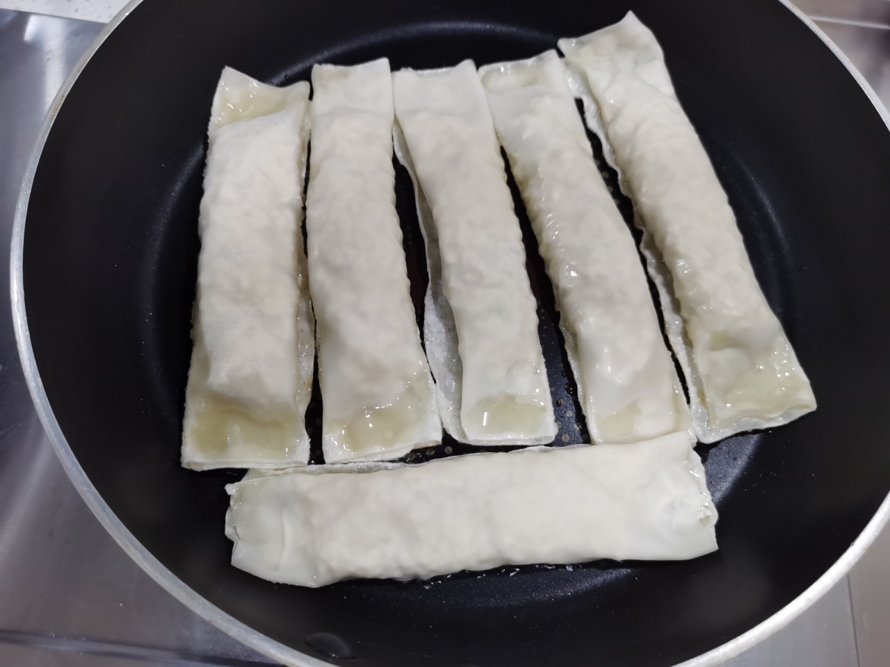 连云港特色小吃--豆腐卷的做法 步骤11