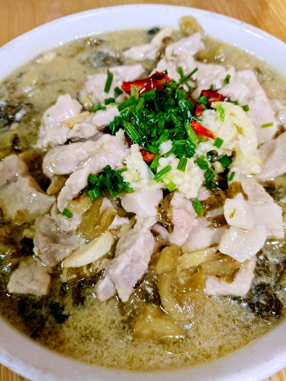 酸菜肉片