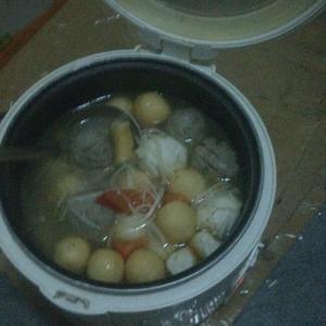 金针菇丸子汤的做法 步骤5