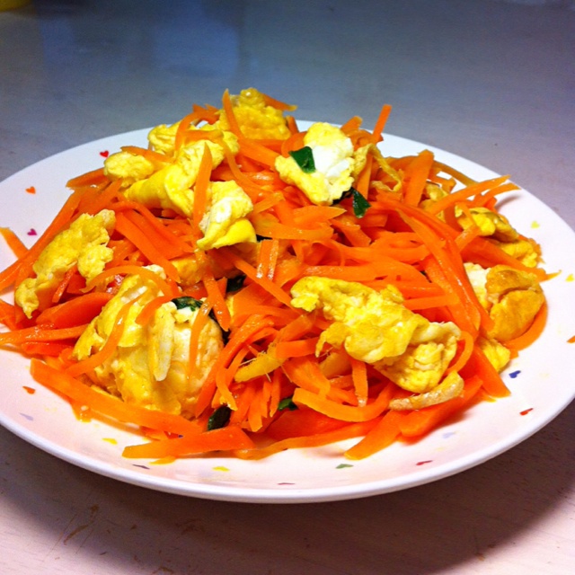 东京友兰做的胡萝卜豉油炒鸡蛋 男女老少都爱的快手营养菜