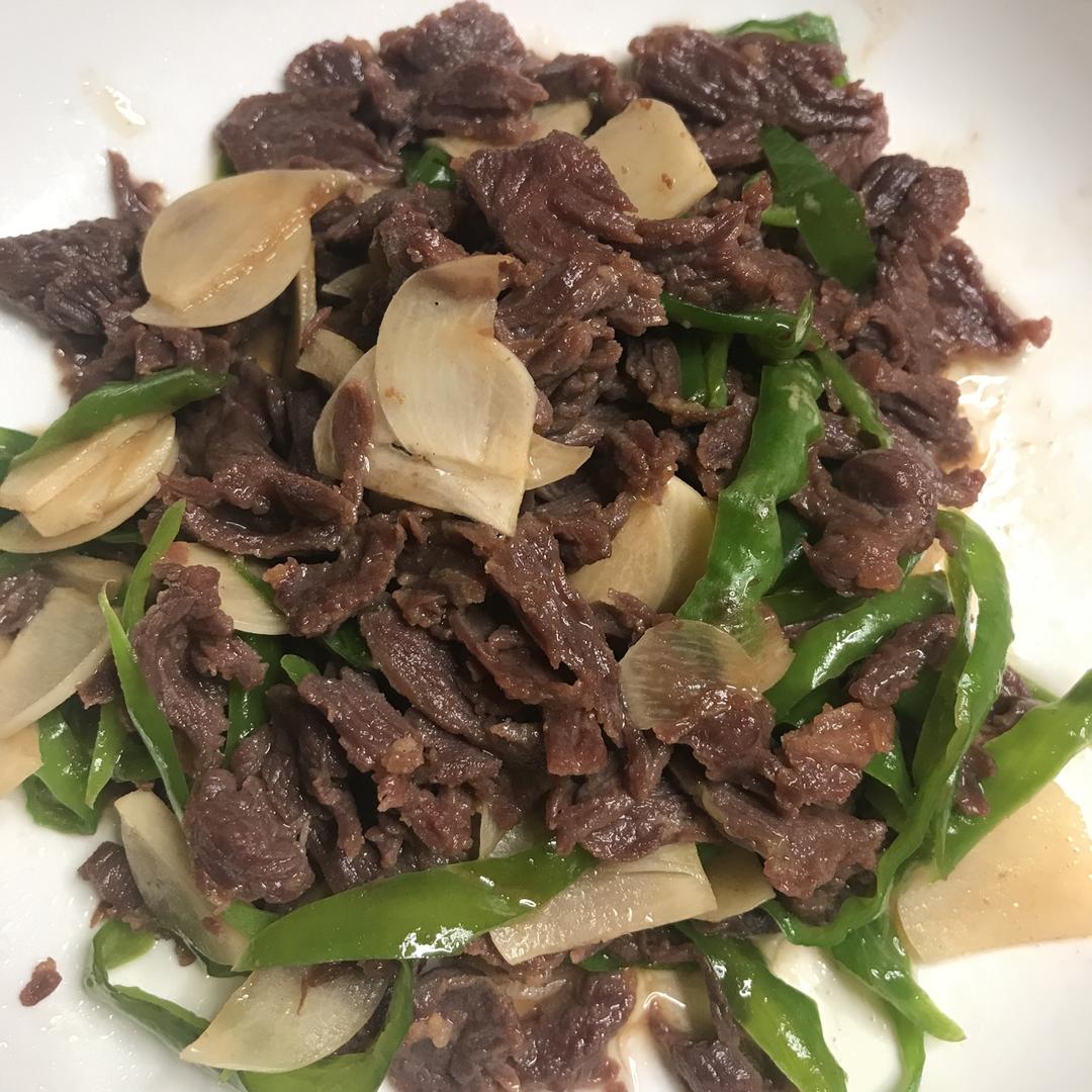 尖椒炒牛肉