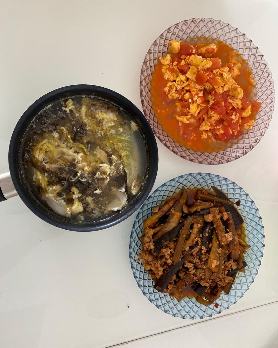 新手也能十分钟做完全家舔盘子的肉末茄子