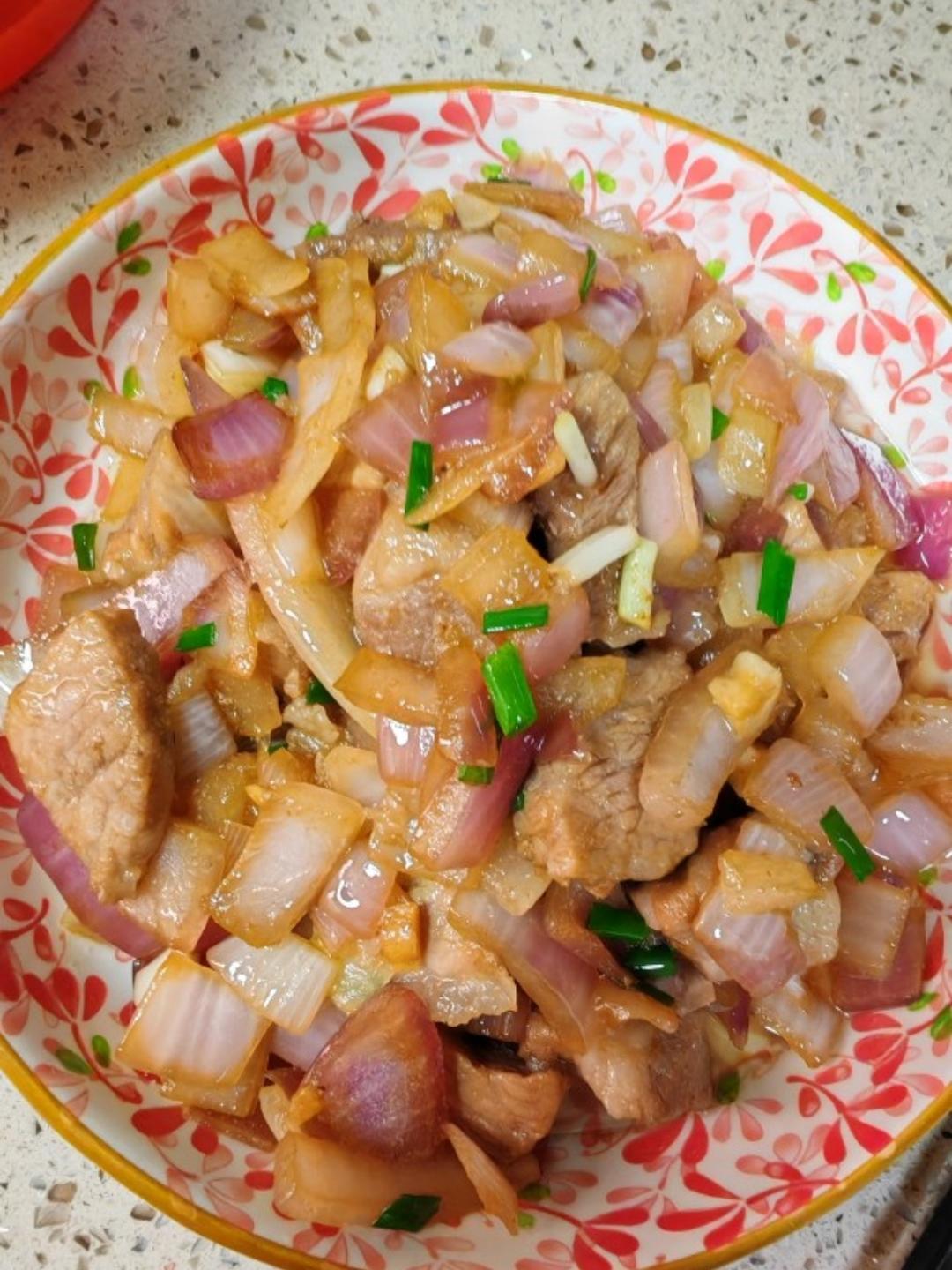 洋葱炒肉（宝宝爱吃）