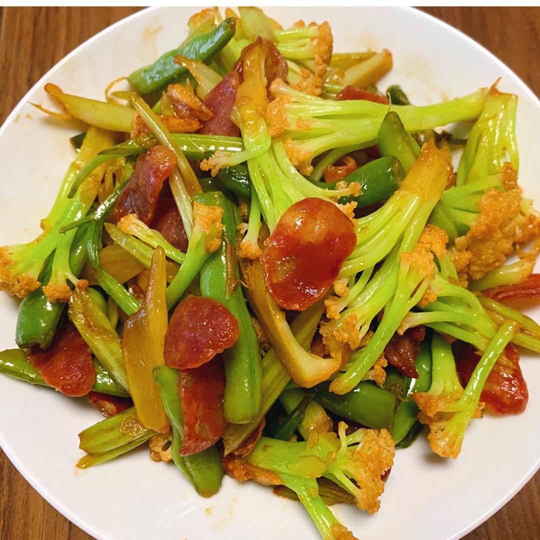 花菜炒腊肠