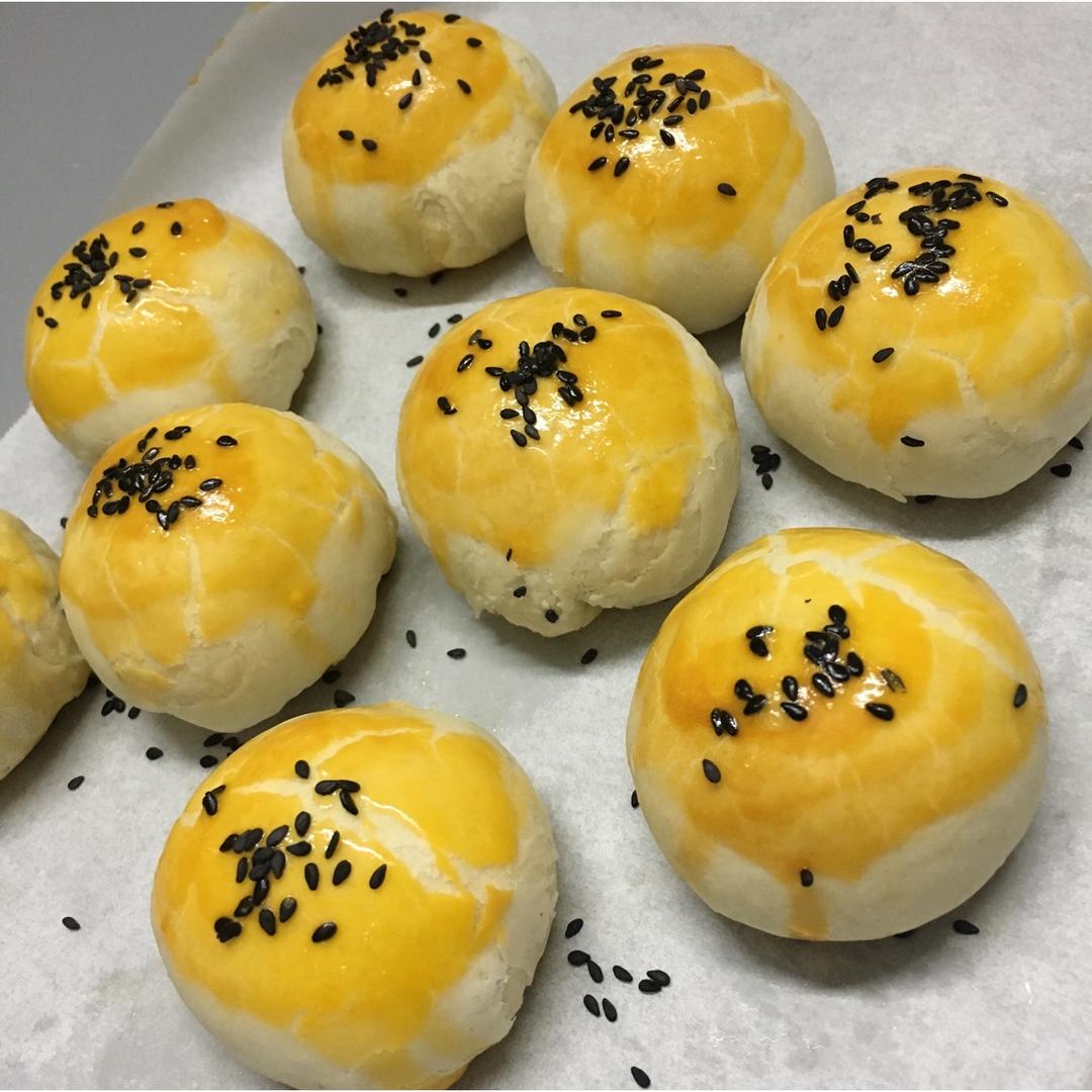 蛋黄酥