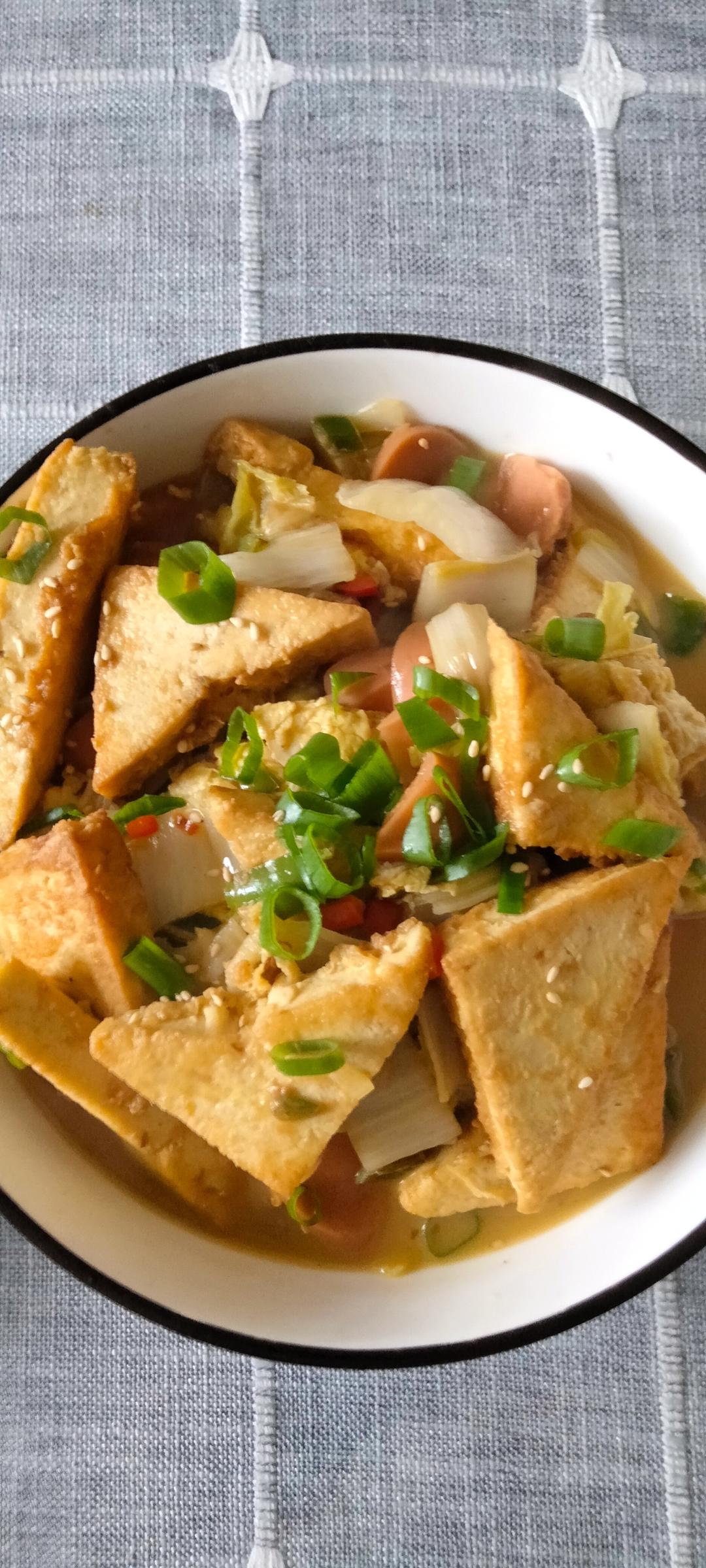 ✨无敌下饭❗️好吃到哭的白菜火腿豆腐煲
