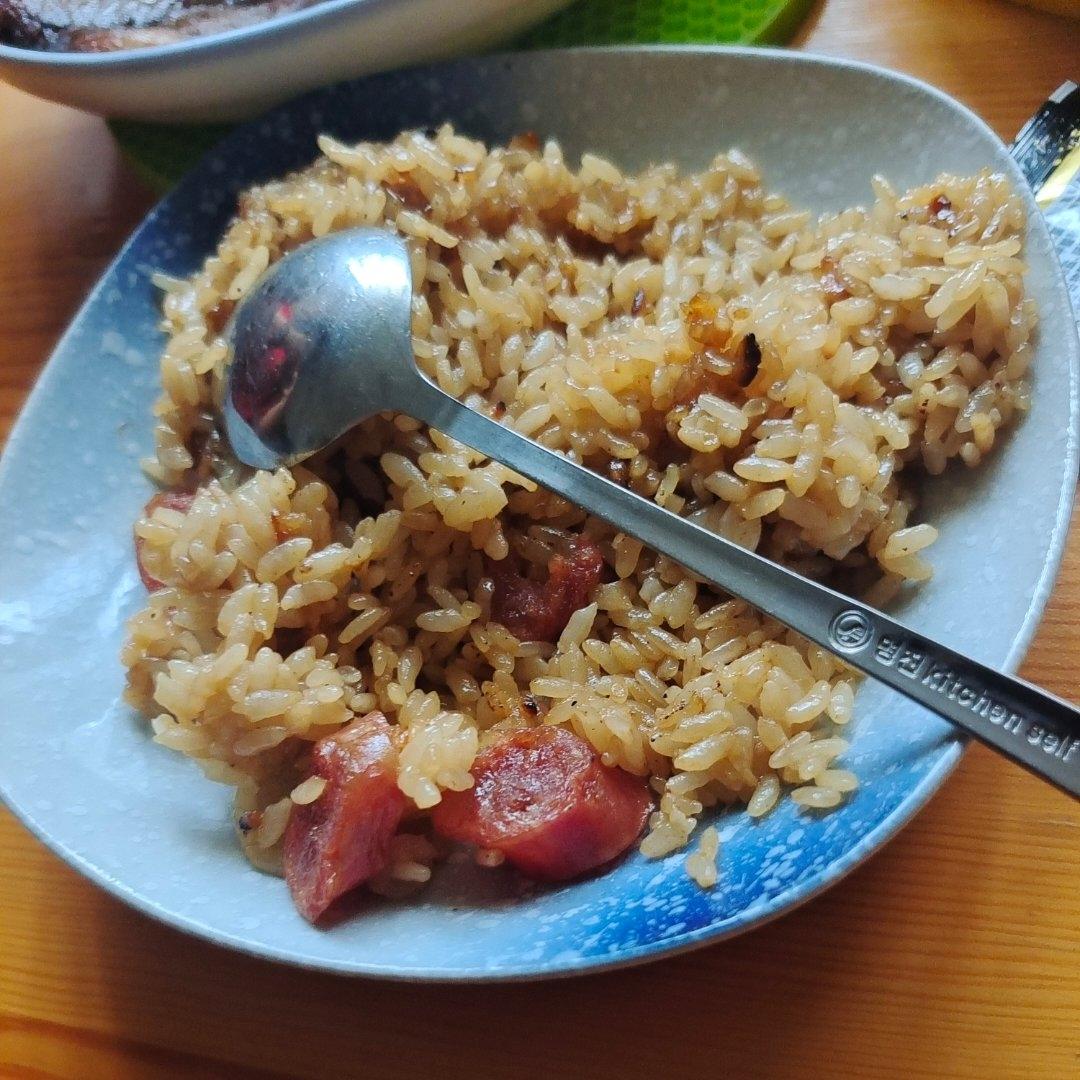 腊味煲仔饭，20分钟饭菜同出
