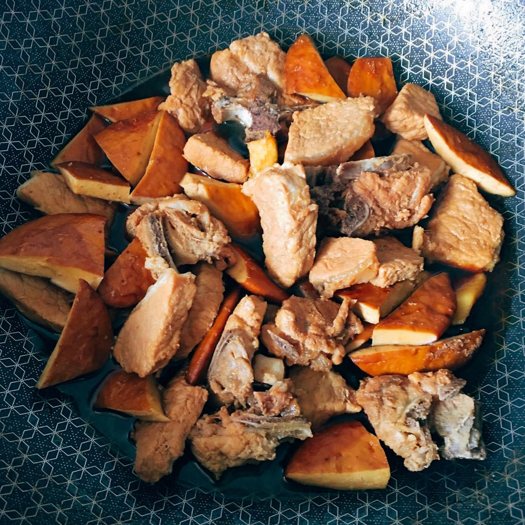 肉烧豆腐干
