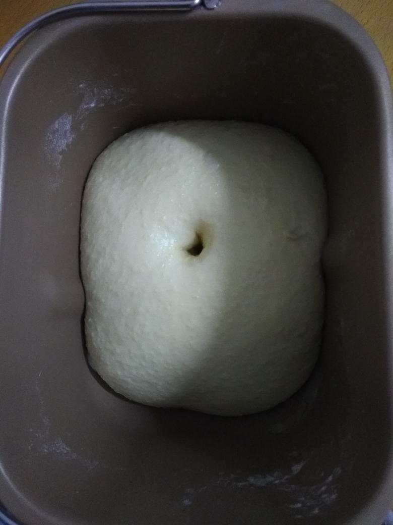 烘焙‖奶香味十足的苹果炼乳小吐司的做法 步骤7