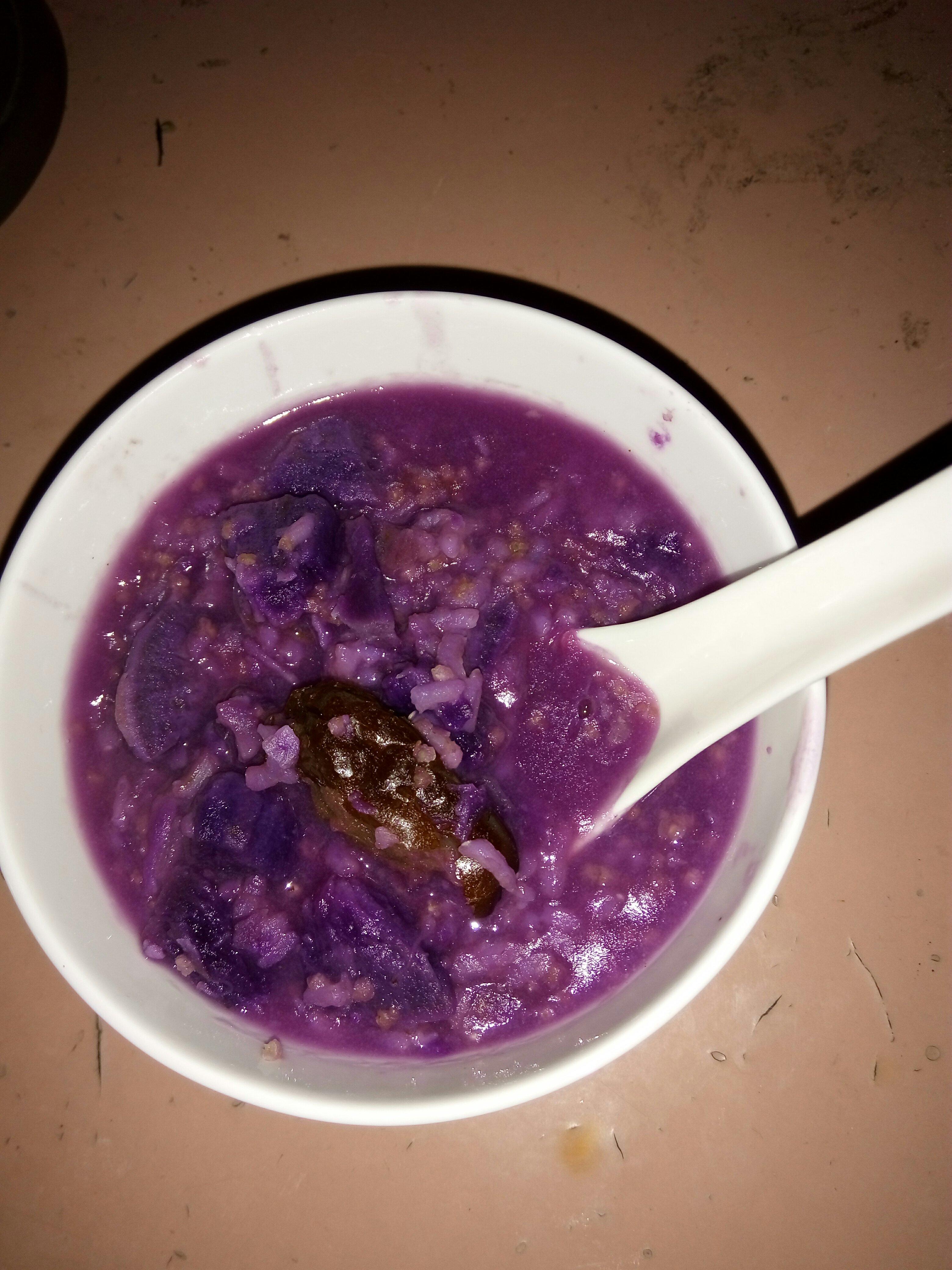 紫薯小米红薯粥的做法 步骤3