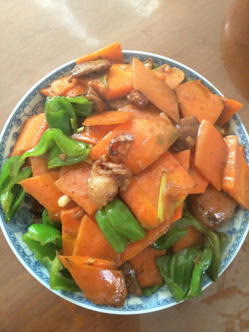 胡萝卜炒肉片