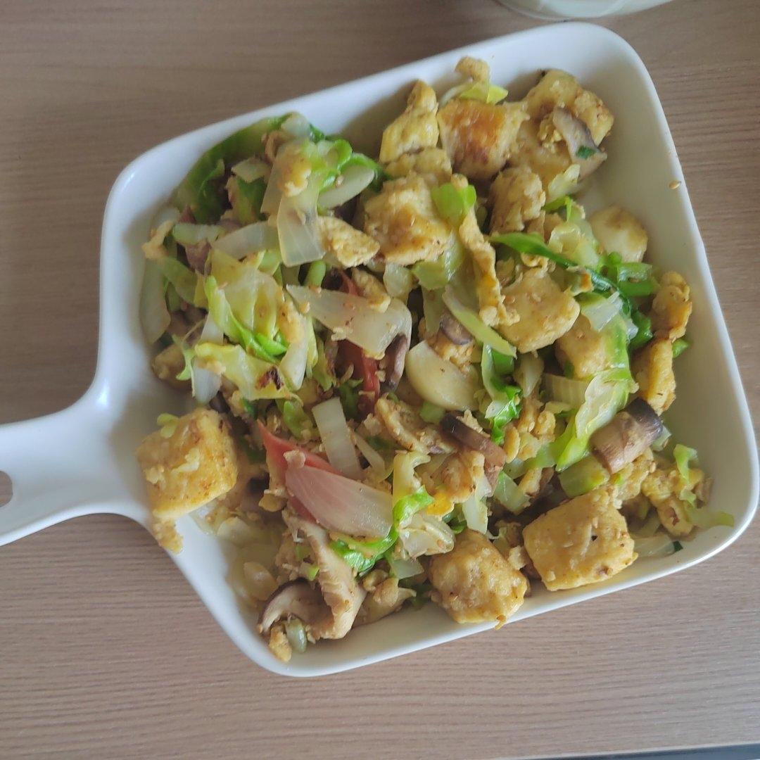 无语了！男友夜宵连续吃了一个月的炒馒头