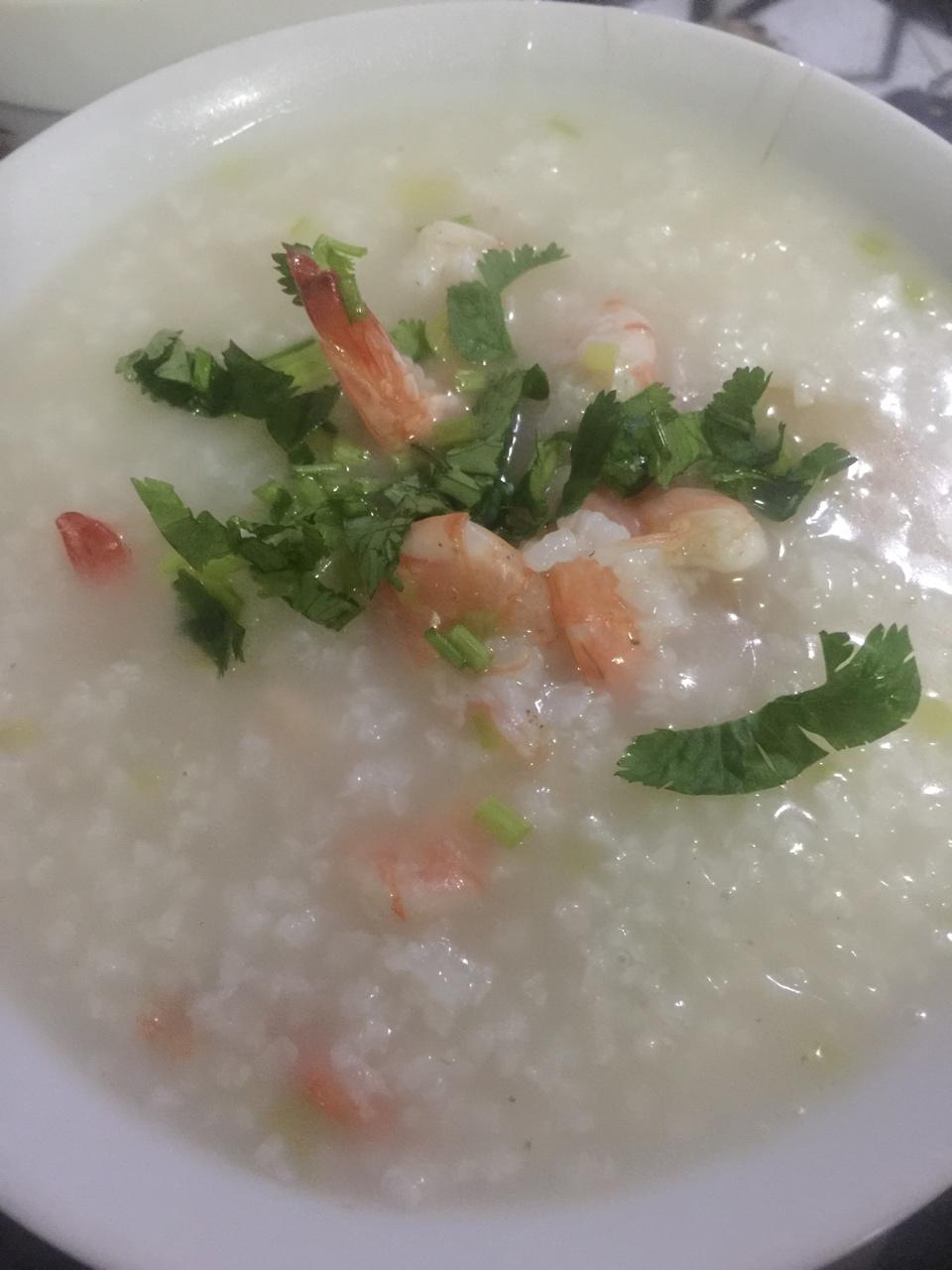 十五分钟快手之砂锅鲜虾粥(附5分钟电饭煲电压力锅更快捷方法)