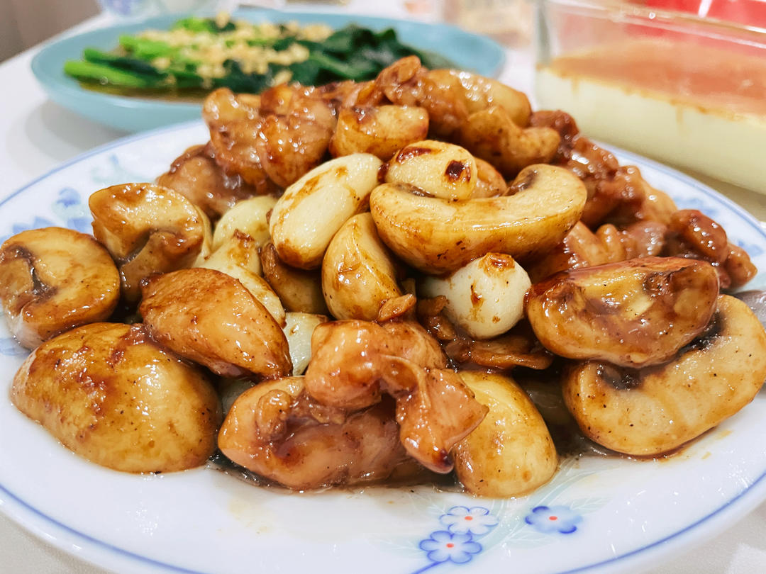 10r吃上饭 蒜香浓郁 鲜嫩爽滑 蒜香口蘑滑鸡
