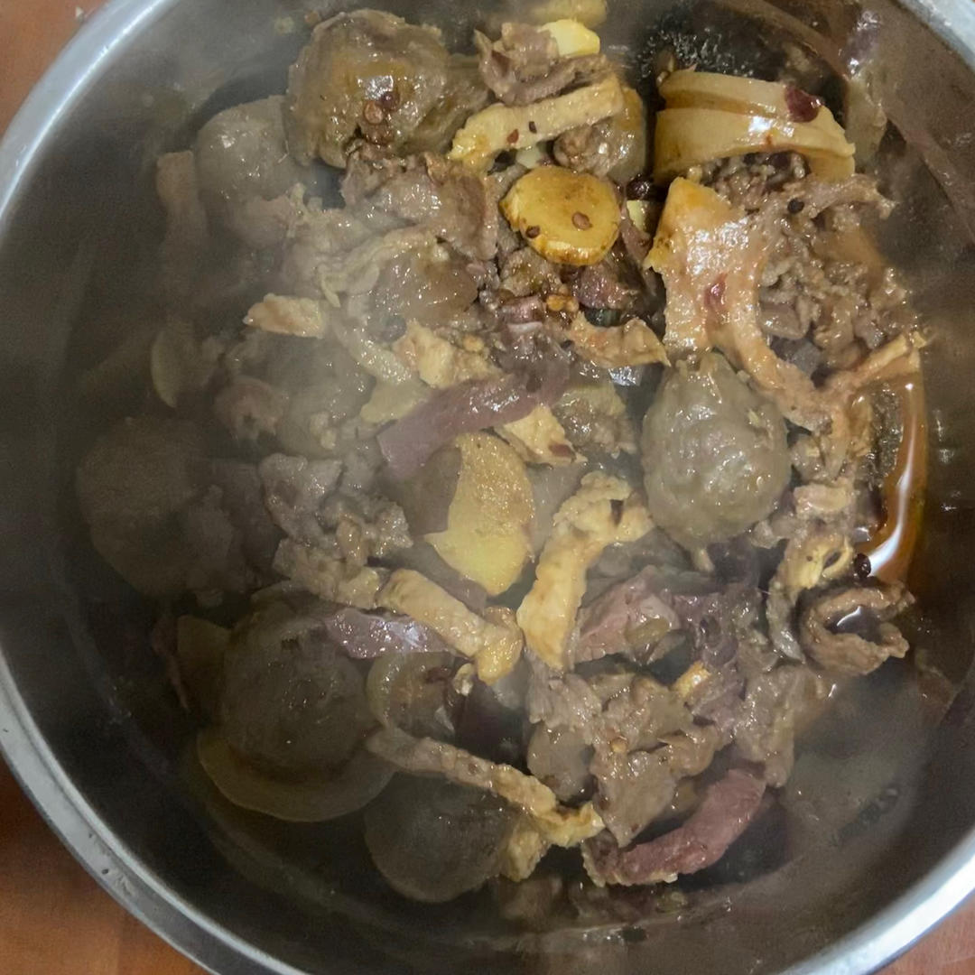 香辣牛杂煲
