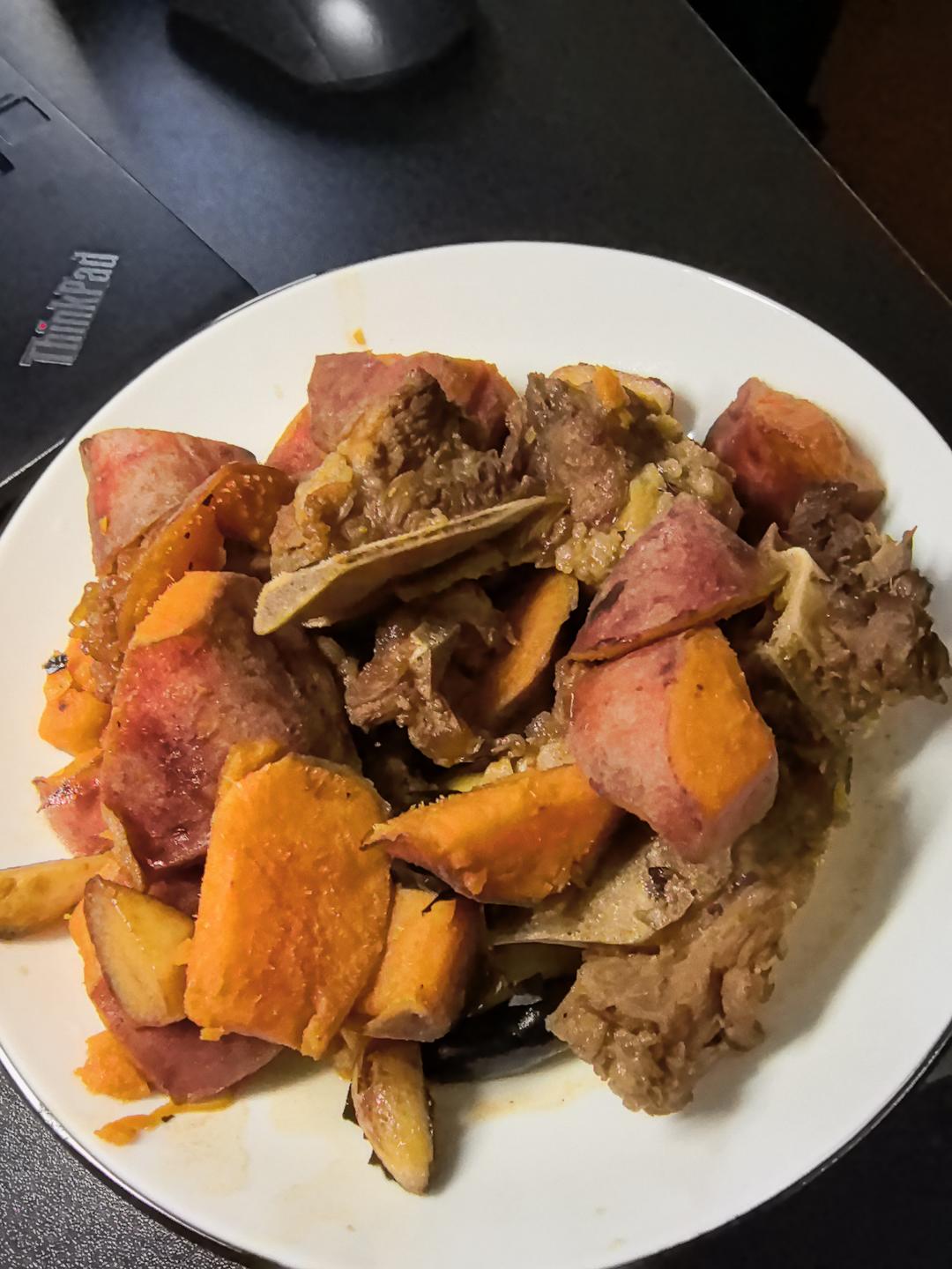 土豆排骨（超好吃）