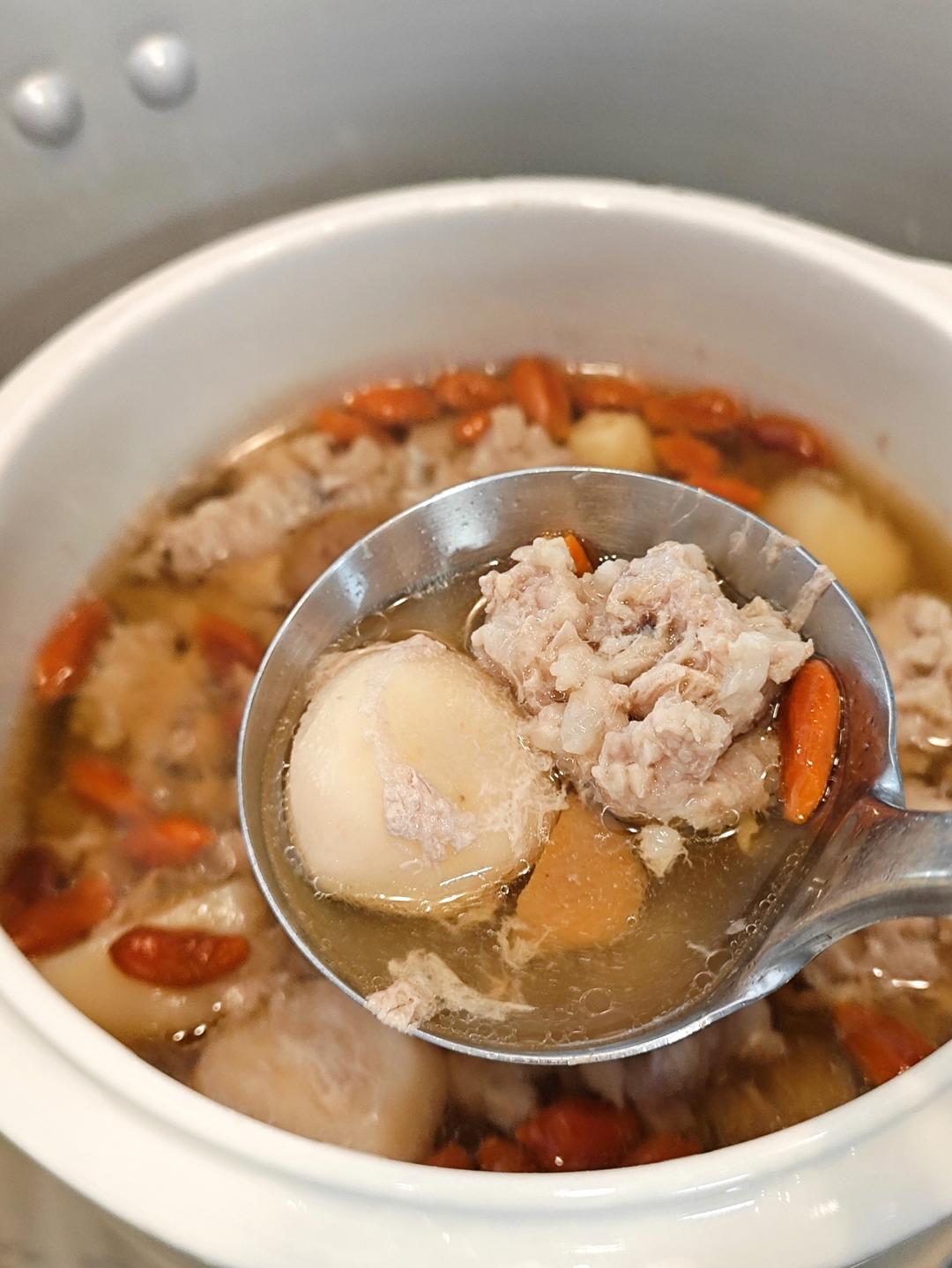 鸡蛋香菇肉泥汤