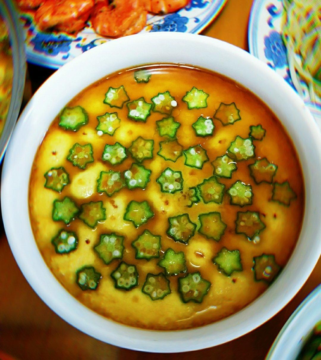 低脂高颜值秋葵蒸蛋