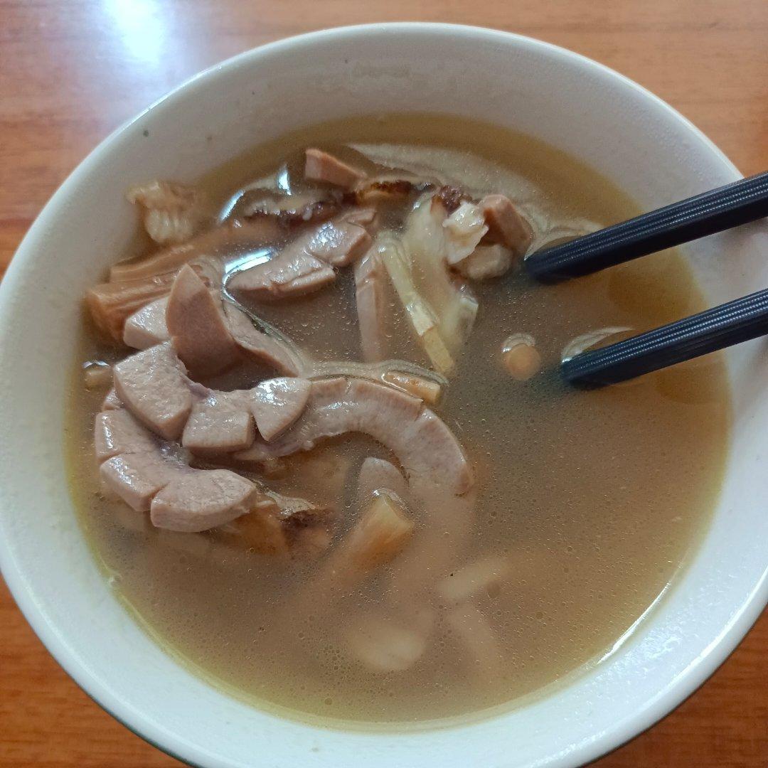 党参红枣猪腰汤