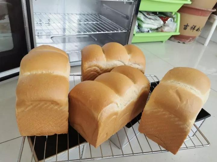 一份关于手撕吐司的跟风笔记