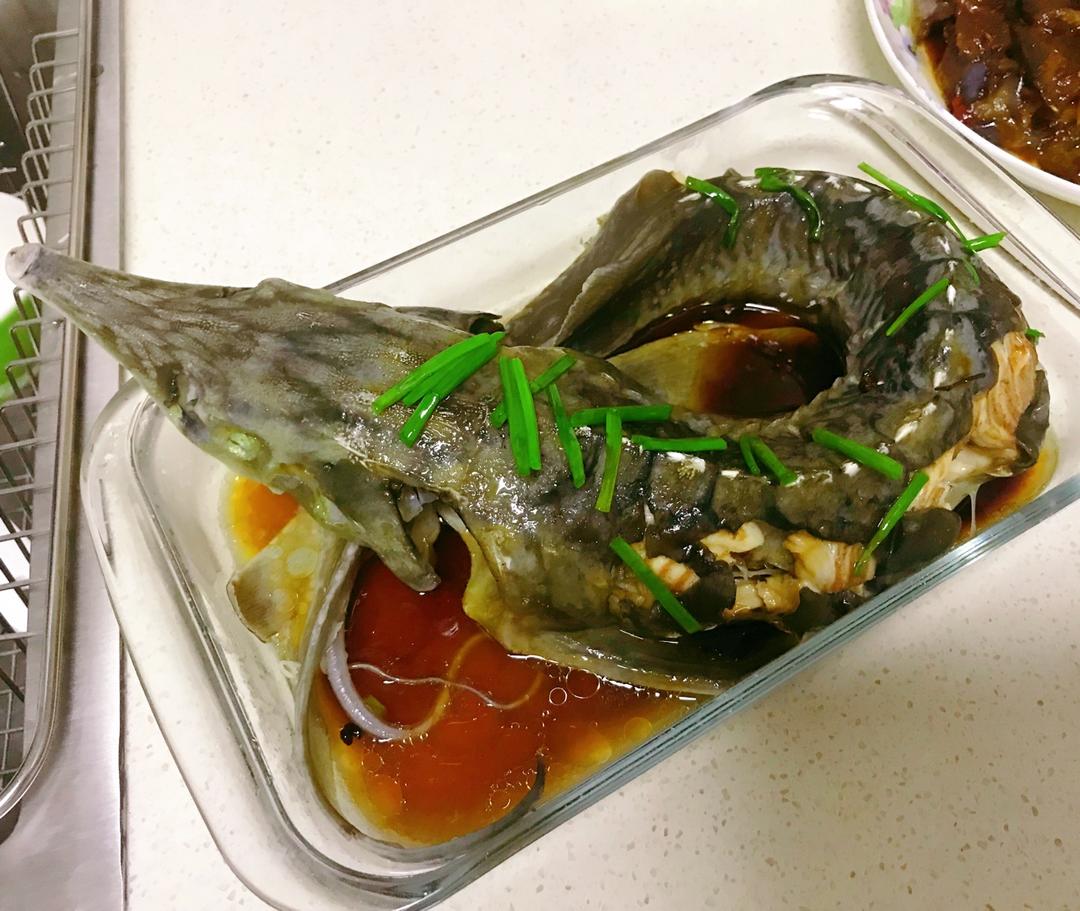 娜娜酱z做的清蒸鲟鱼